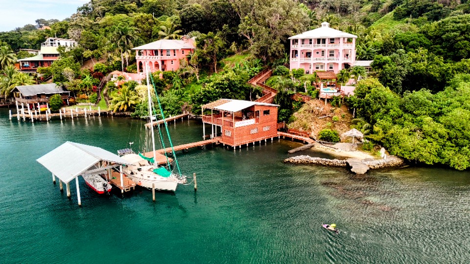 Aerial view of Carib Bight Roatan