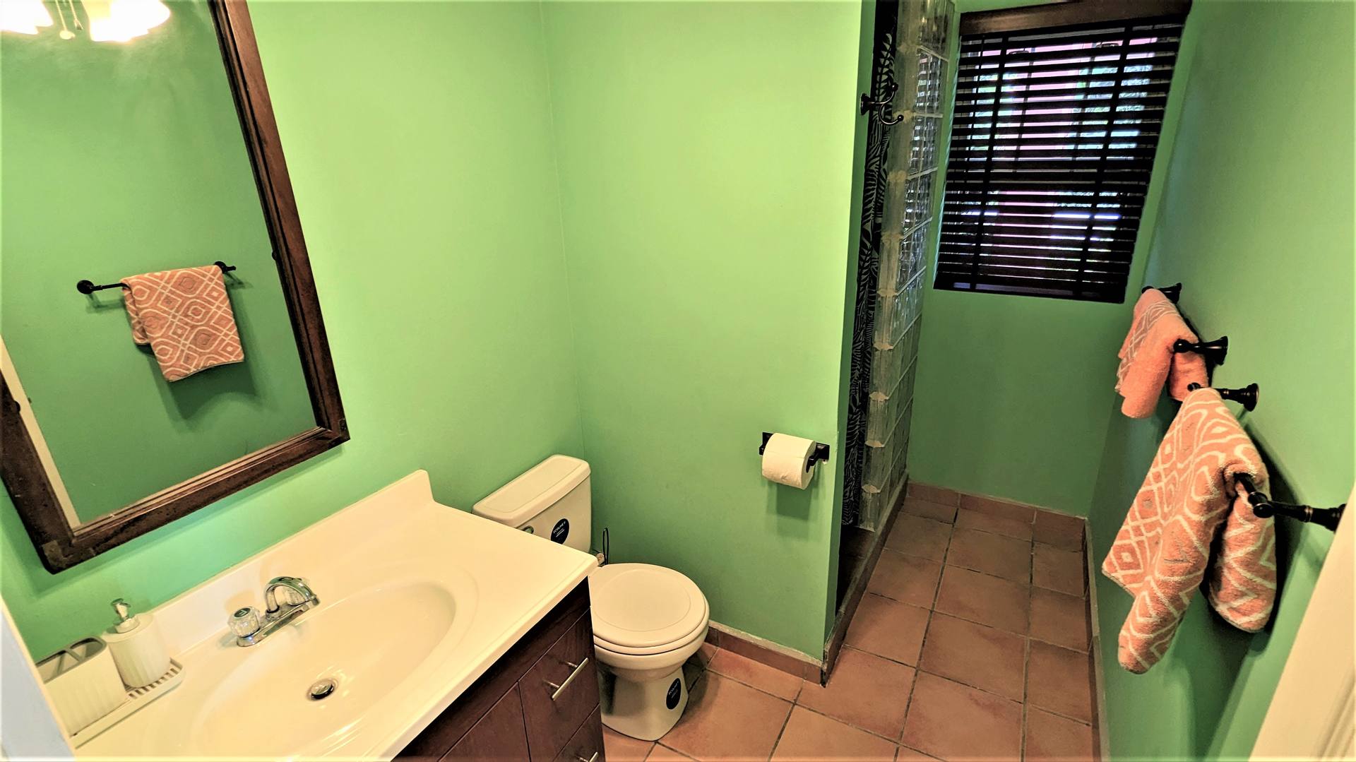 2BR bathroom detail
