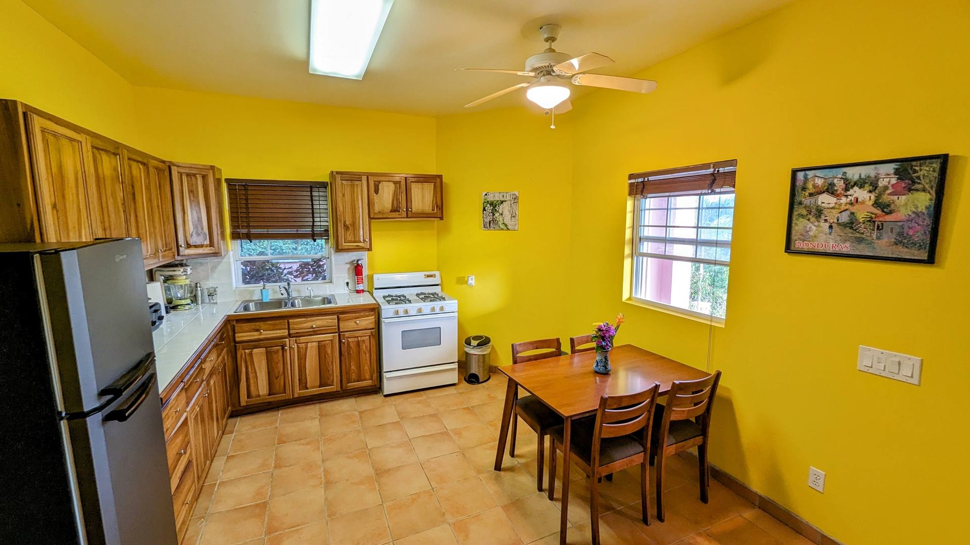 2BR Bay Suite full kitchen